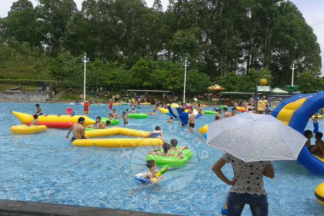 沧州超大型充气泳池